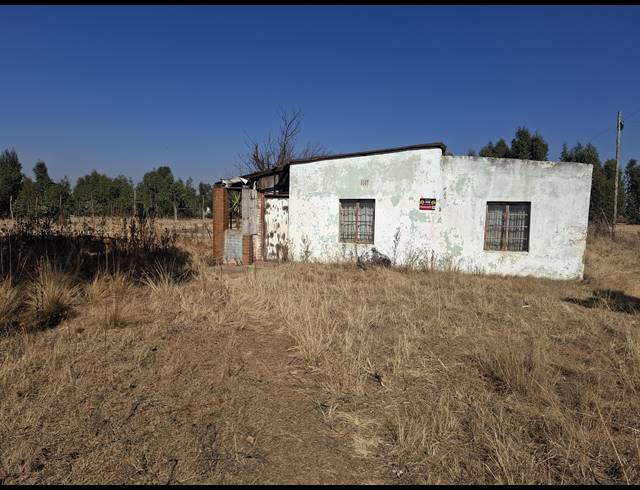 16,225M² SMALLHOLDING FOR SALE IN MIDDELVLEI AH